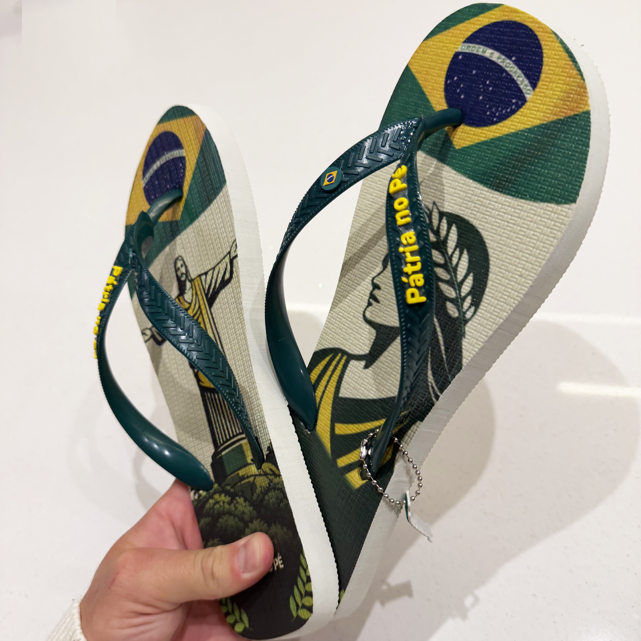 Chinelo: Pátria Amada